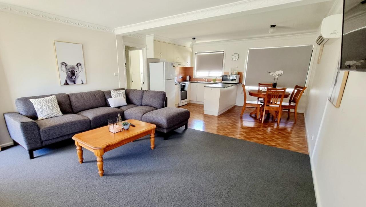 The Convent Boutique Accommodation Hay Εξωτερικό φωτογραφία