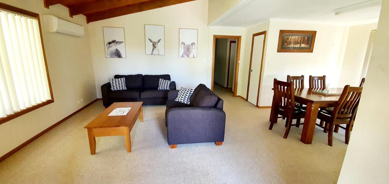 The Convent Boutique Accommodation Hay Εξωτερικό φωτογραφία